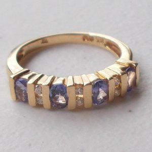 14K YELLOW GOLD NARROW BAND WOMEN'S RING with AMETHYSTS AND DIAMONDS
